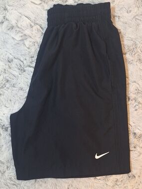 Nike Boys Big Kids Dri-FIT Multi Woven Training Shorts Black Size L DX5382-010